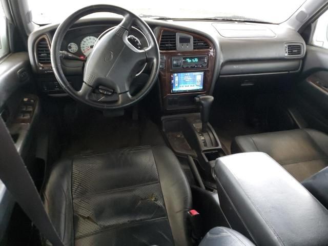 2001 Nissan Pathfinder LE