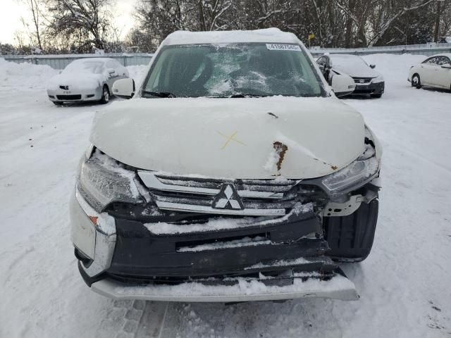 2018 Mitsubishi Outlander SE