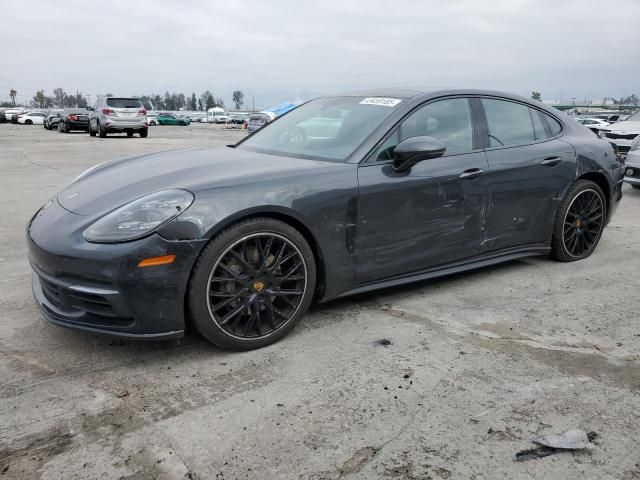 2018 Porsche Panamera 4S