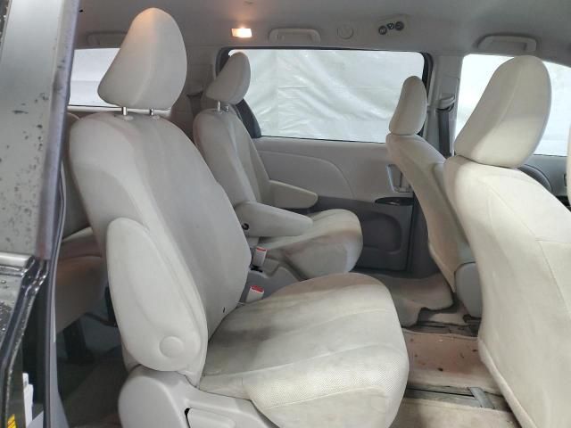 2013 Toyota Sienna