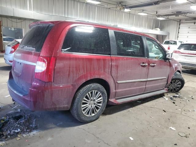 2014 Chrysler Town & Country Touring L