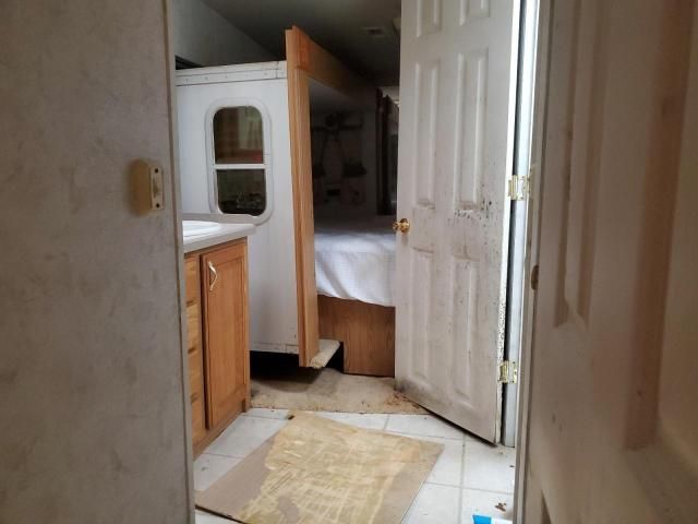 2004 Other 2004 'OTHER RV' 5THWHEELRV