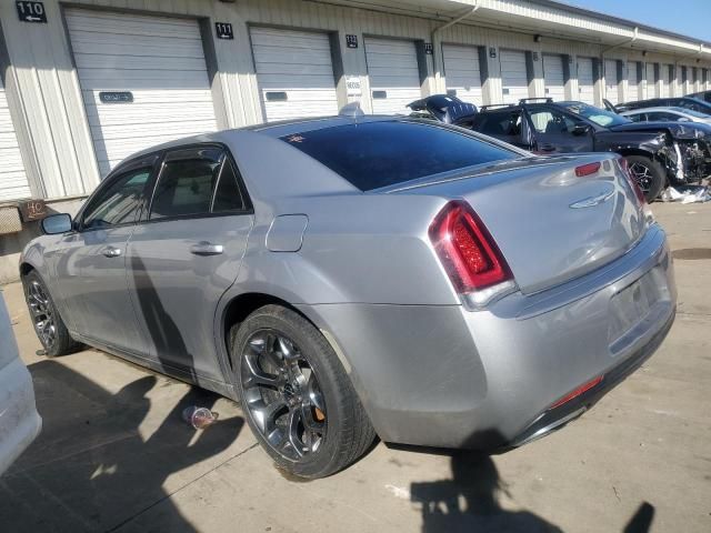 2018 Chrysler 300 Touring