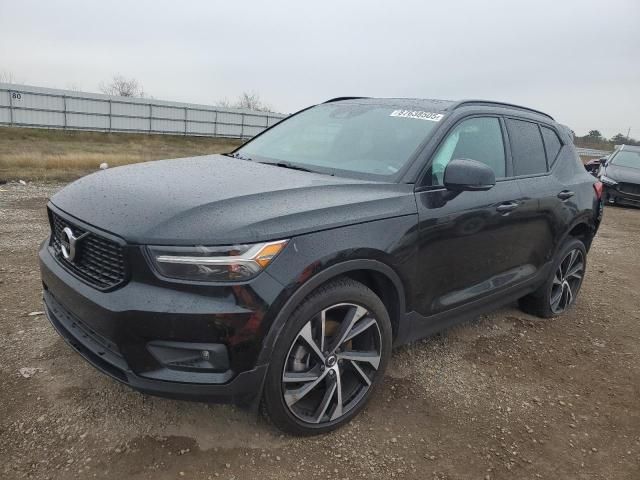 2020 Volvo XC40 T5 R-Design