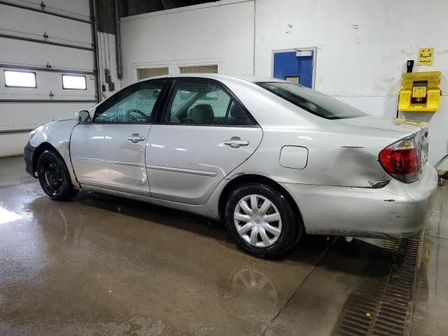 2005 Toyota Camry LE