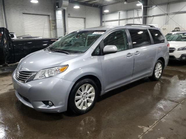 2013 Toyota Sienna XLE