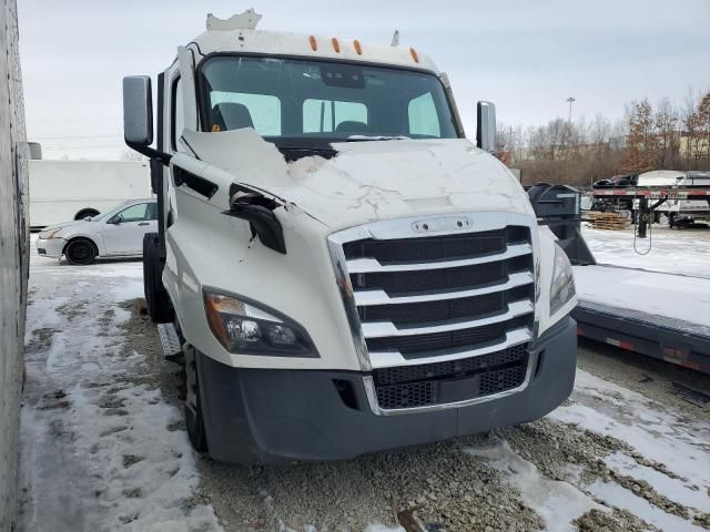 2021 Freightliner Cascadia 116