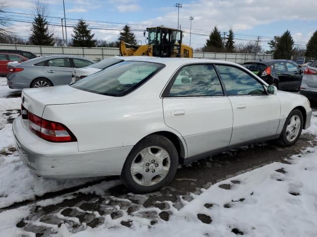 2000 Lexus ES 300