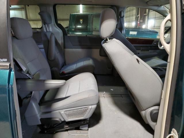 2009 Chrysler Town & Country Touring