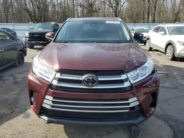 2019 Toyota Highlander SE