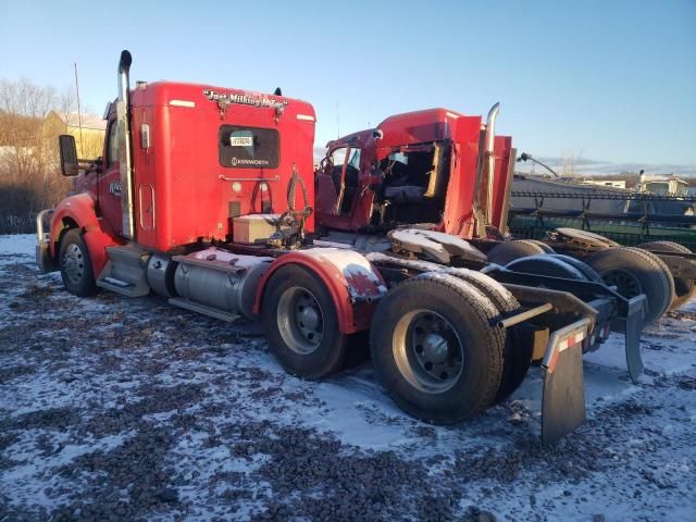 2018 Kenworth Construction T880