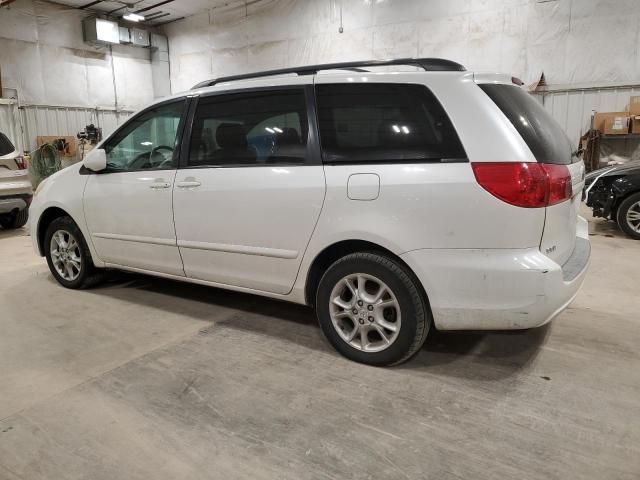 2006 Toyota Sienna XLE