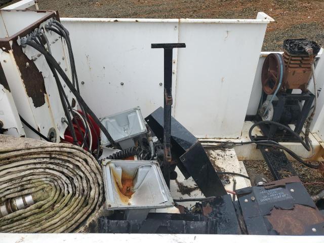 1999 Fenex F123KP