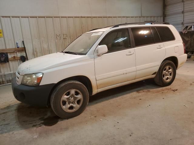 2004 Toyota Highlander Base