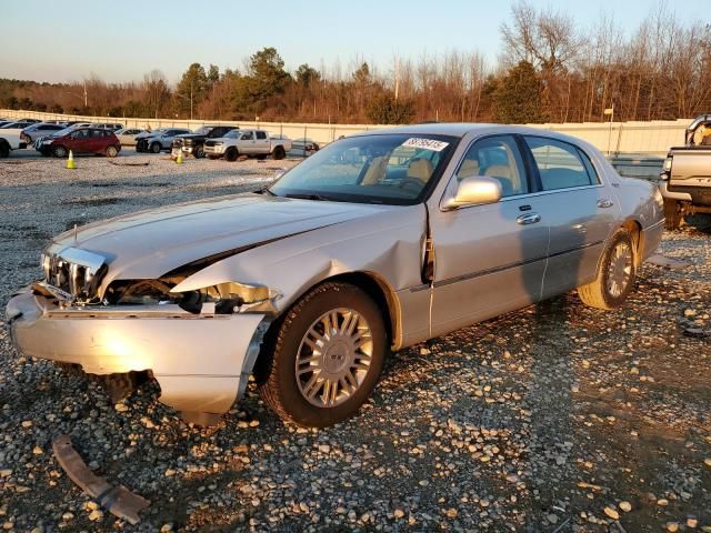 2008 Lincoln Town Car Signature Limited