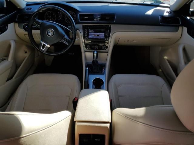 2014 Volkswagen Passat SE