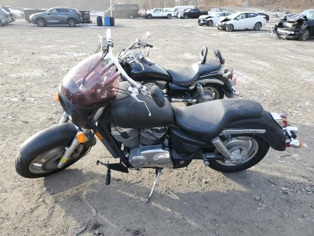 2001 Honda VT1100 C2