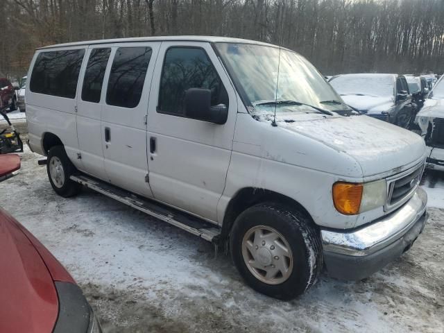 2005 Ford Econoline E350 Super Duty Wagon