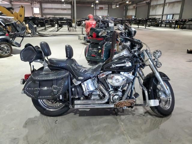 2004 Harley-Davidson Flstc