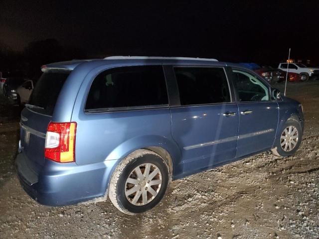 2011 Chrysler Town & Country Touring L