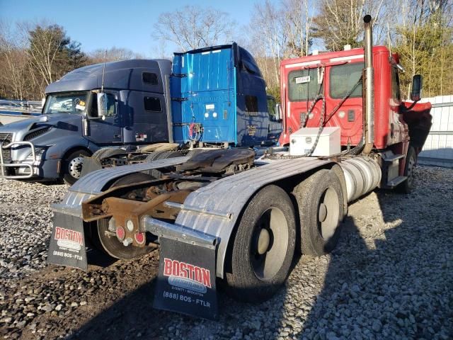 2012 Freightliner Cascadia 125