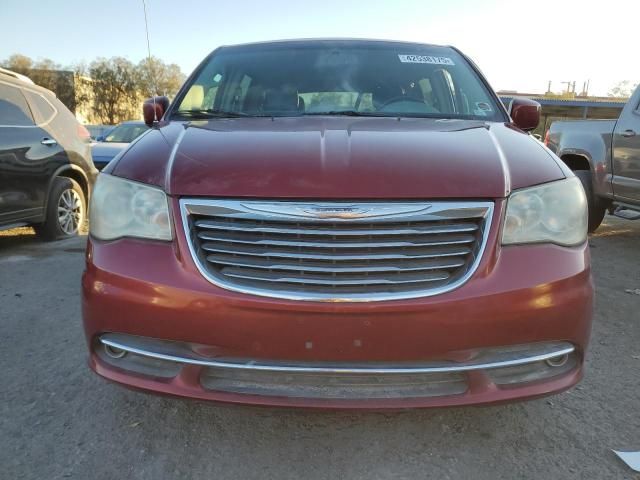 2012 Chrysler Town & Country Touring