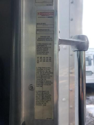 2009 Kenworth Construction T800