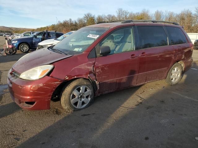 2005 Toyota Sienna CE