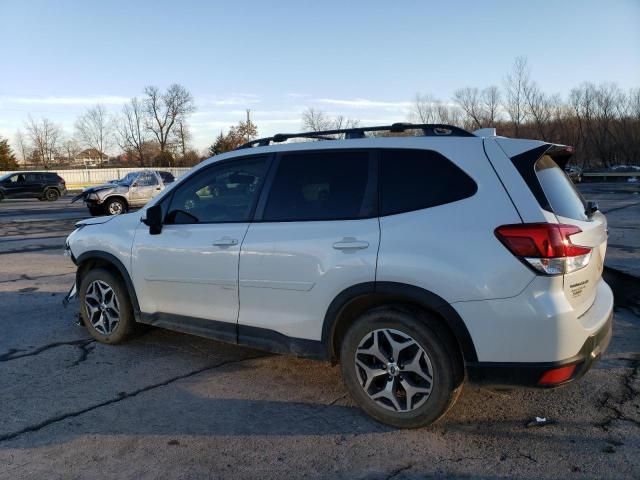 2022 Subaru Forester Premium