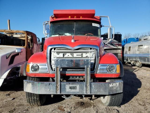 2006 Mack 700 CV700