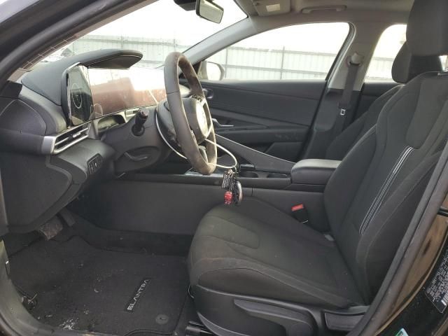 2025 Hyundai Elantra SEL