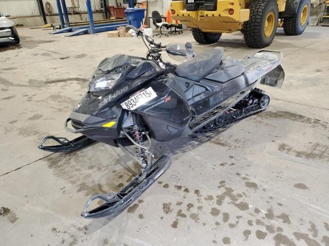 2023 Skidoo 2023 Skidoo Renegade