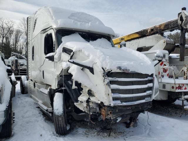 2018 Freightliner Cascadia 126