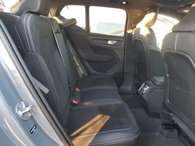 2023 Volvo XC40 Plus