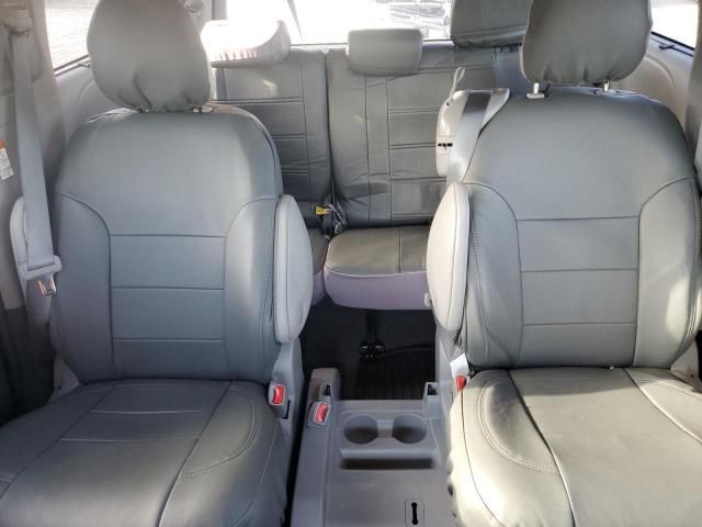 2015 Toyota Sienna XLE