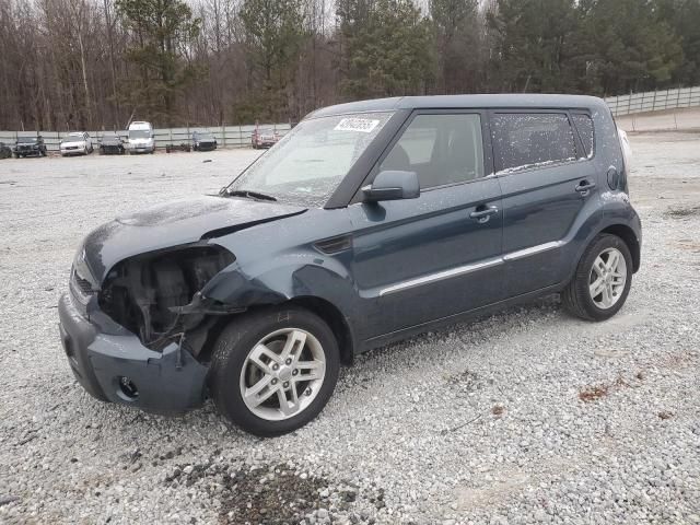 2011 KIA Soul +