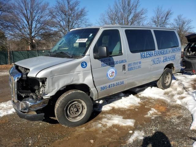 2012 Ford Econoline E350 Super Duty Wagon