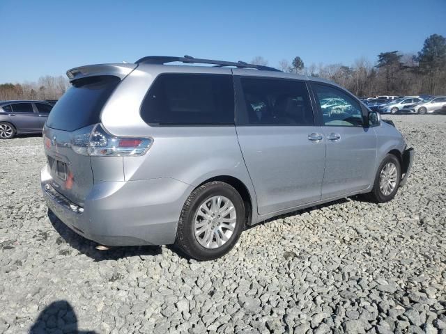 2014 Toyota Sienna XLE