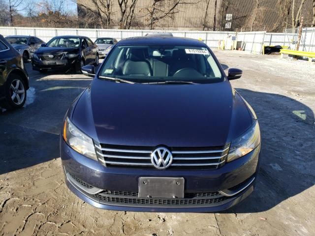 2014 Volkswagen Passat S