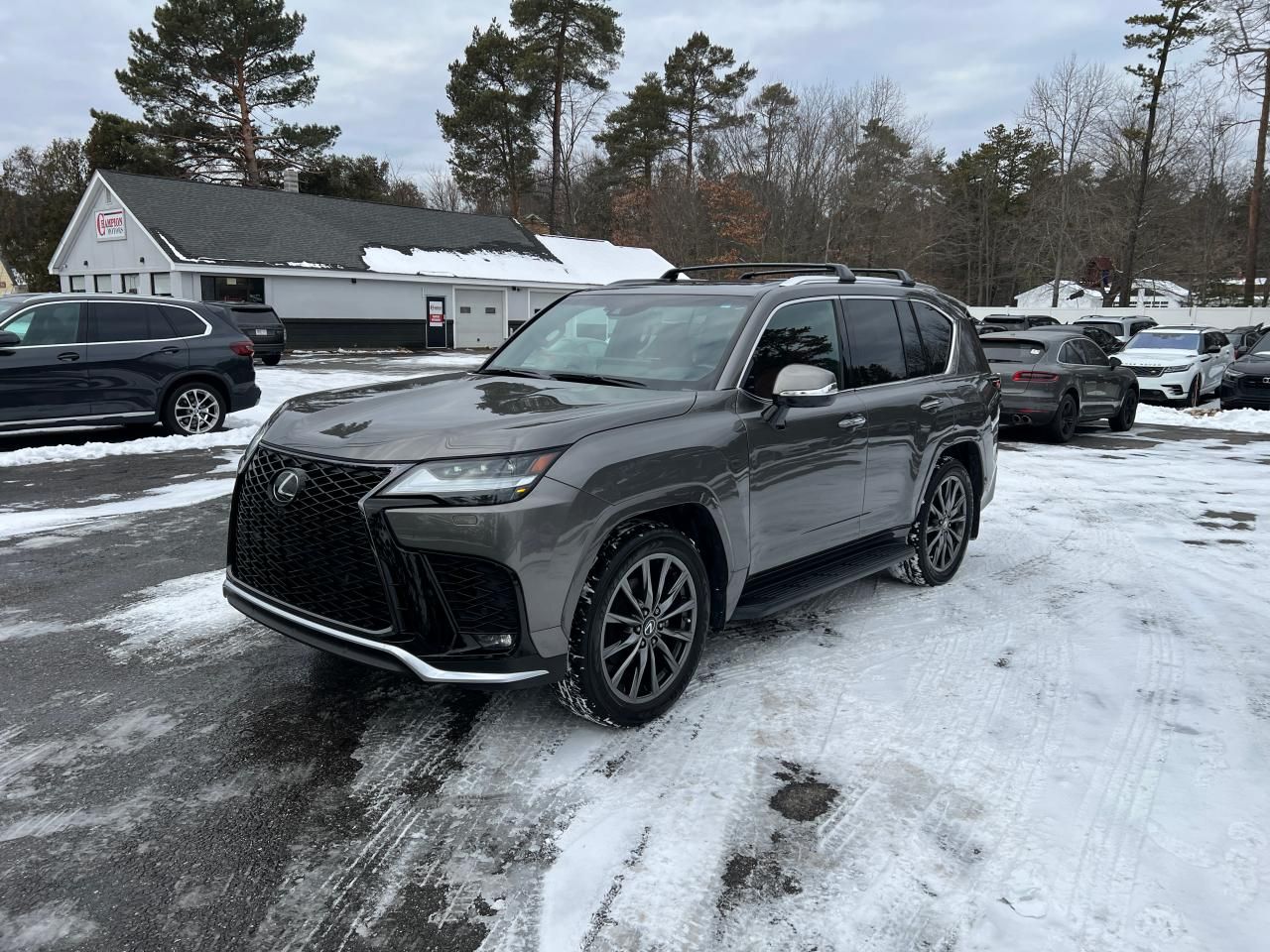 2022 Lexus LX 600 Base