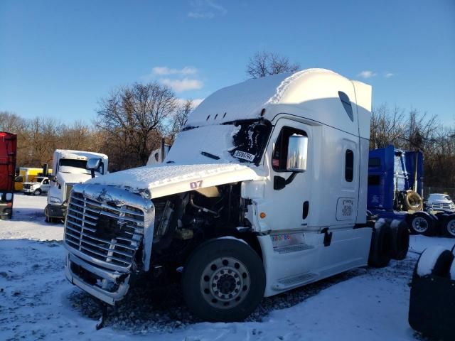 2016 Freightliner Cascadia 125