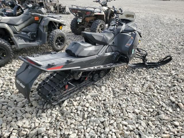 2023 Skidoo 2023 Skidoo Renegade