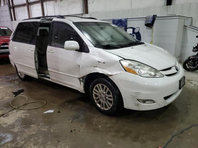 2007 Toyota Sienna XLE