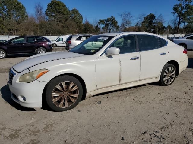 2011 Infiniti M56 X