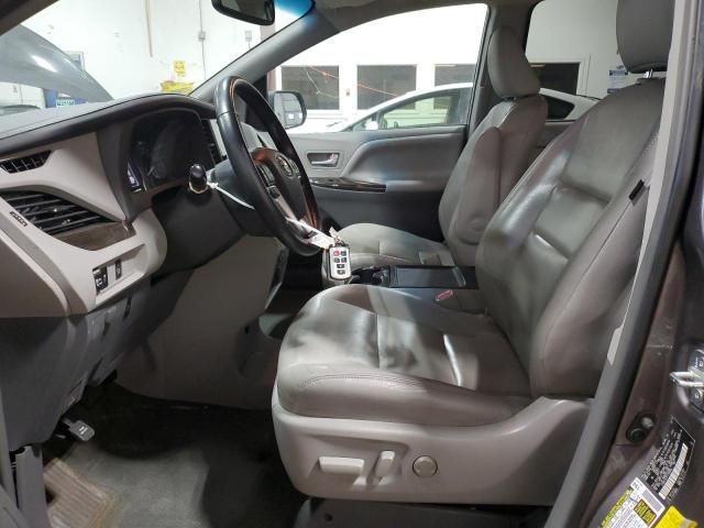 2015 Toyota Sienna XLE