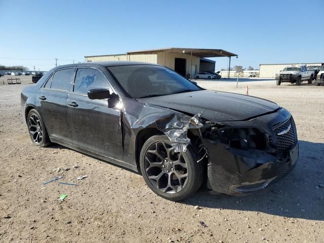 2019 Chrysler 300 Touring