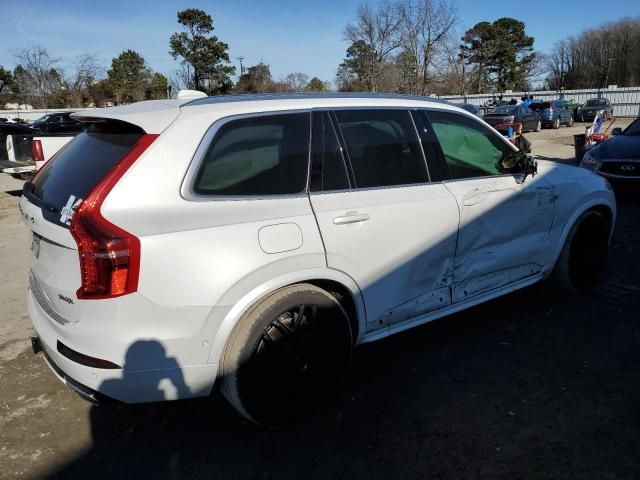 2019 Volvo XC90 T8 R-Design