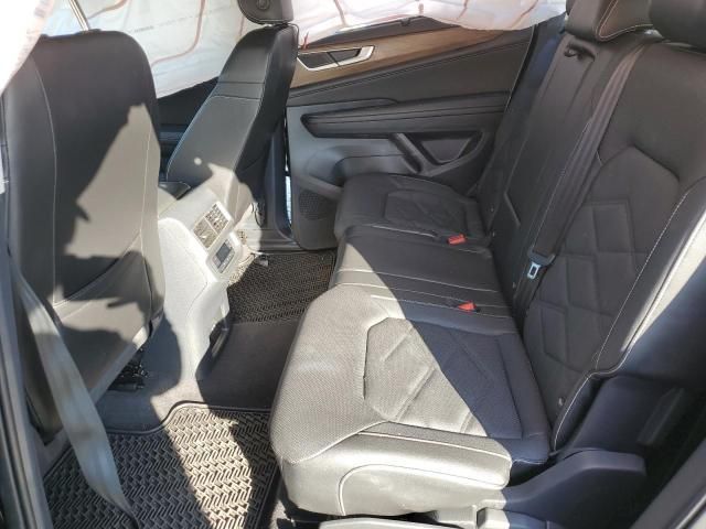 2024 Volkswagen Atlas SE