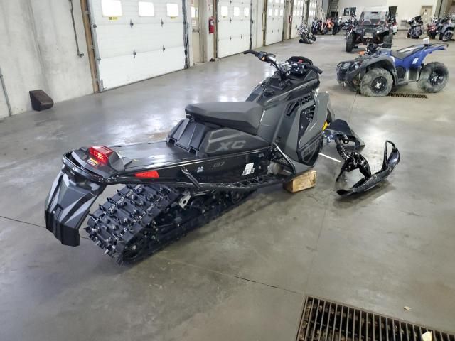 2024 Polaris 800 XC SP