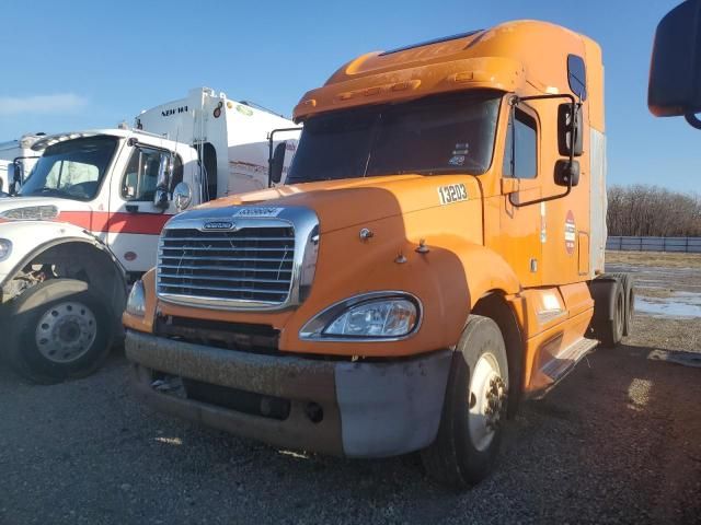 2005 Freightliner Conventional Columbia